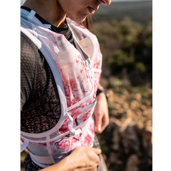 OTSO Trail Running Backpack Almond Blossom (トレイルランニングバックパック アーモンド・ブロッサム ) - Rufus & Co. オンラインストア