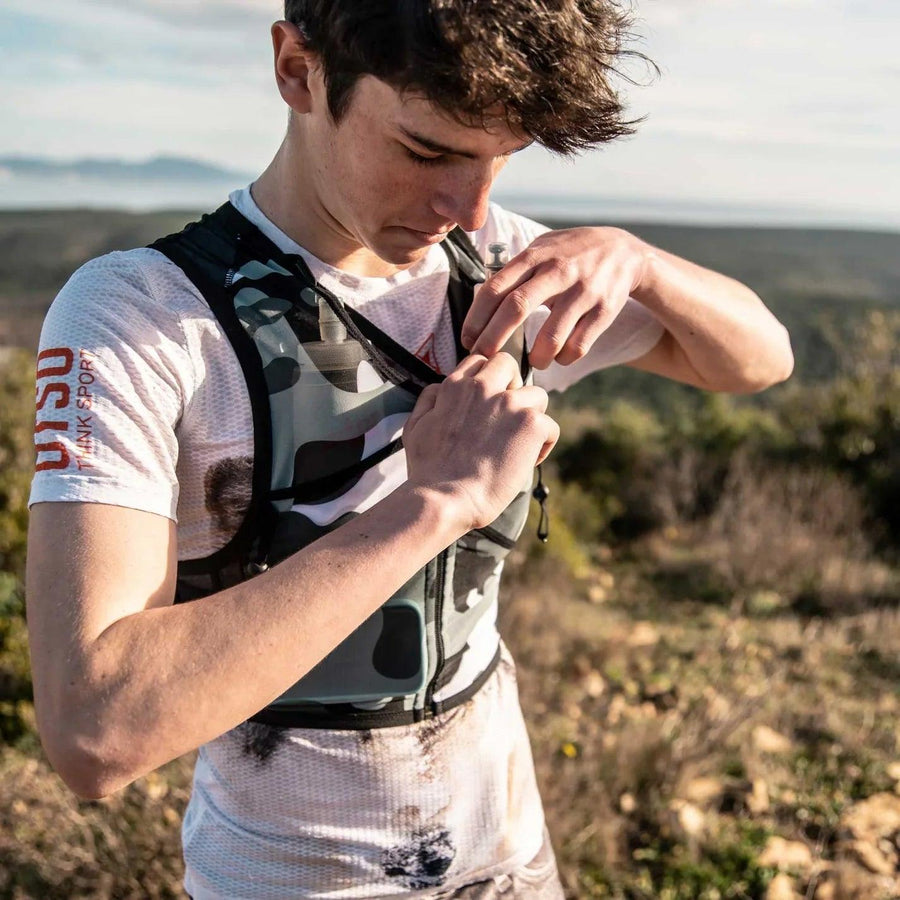 OTSO Trail Running Backpack Camo Grey (トレイルランニングバックパック カモグレー ) - Rufus & Co. オンラインストア