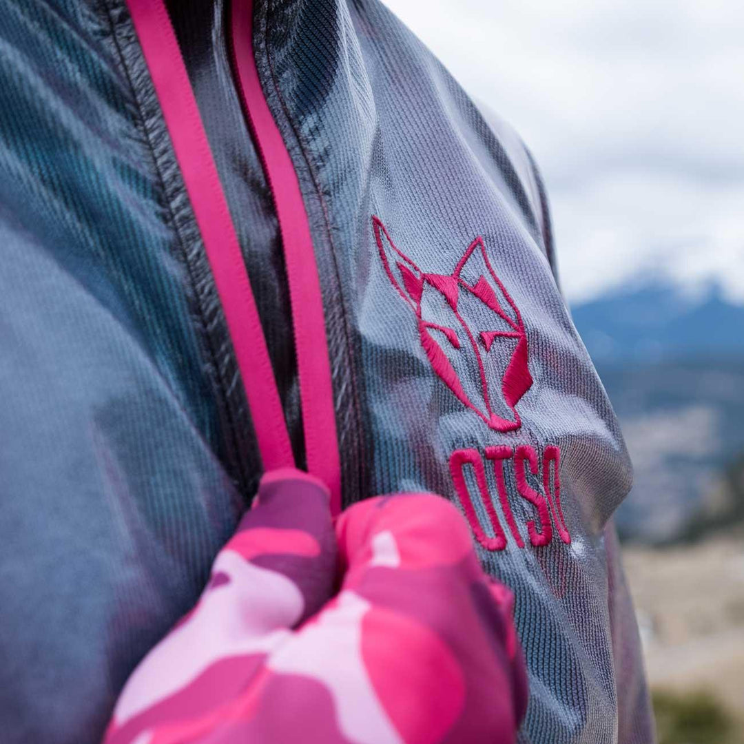 Waterproof Jacket Ultra Light Black & Fluo Pink (ユニセックス ウォータープルーフジャケット ウルトラライト ブラックxピンク) - Rufus & Co. オンラインストア