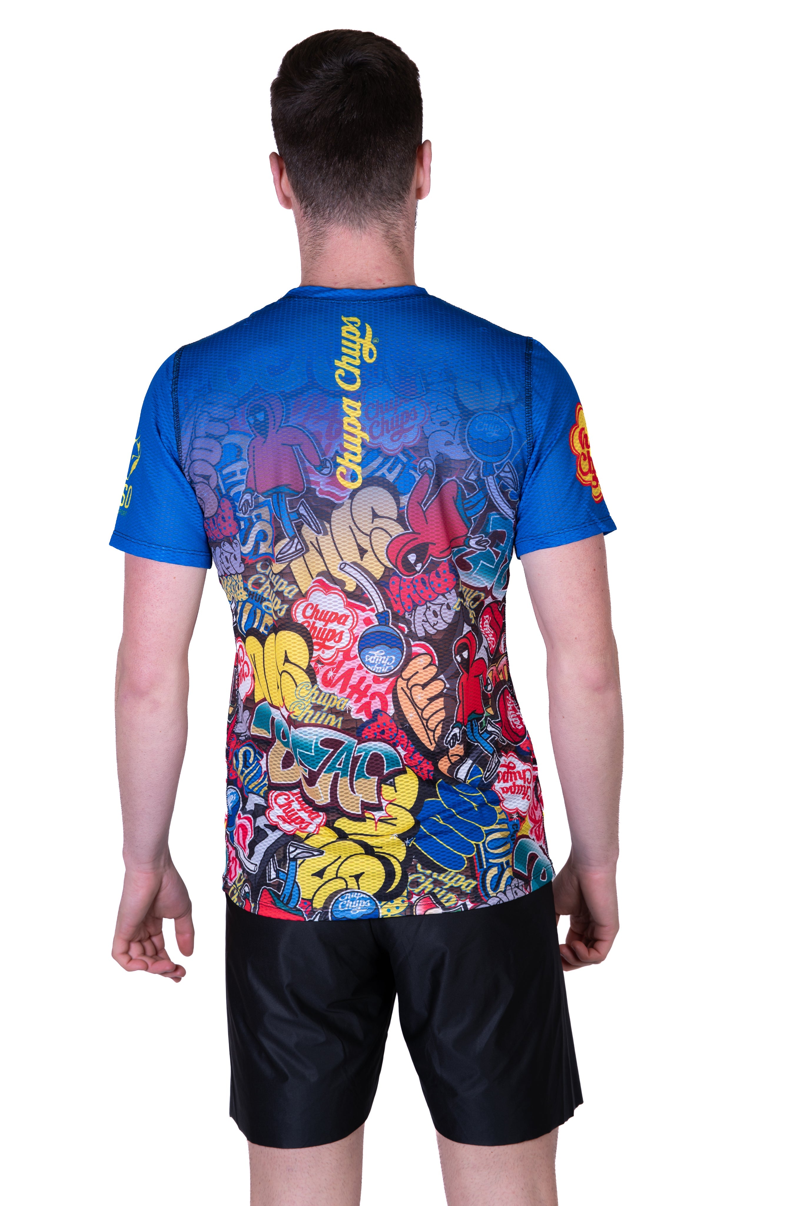 MUNICH ムニック フットサル　XL パンツはChupa Chupsコラボ OTSO Men's Short Sleeve Shirt Chupa Chups Graffiti (メンズ半袖T