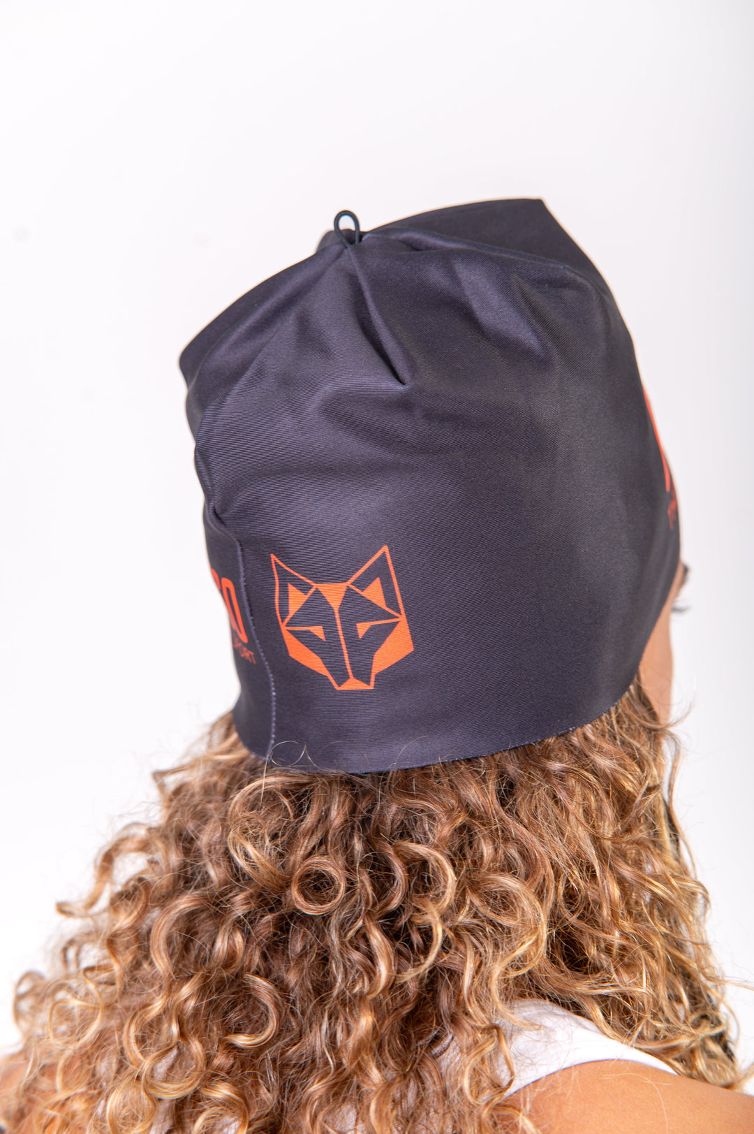 HAT BLACK / FLUO ORANGE(スポーツキャップ ブラック&オレンジ)