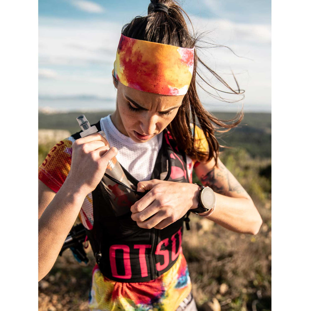 OTSO Trail Running Backpack Black & Pink (トレイルランニングバックパック ブラックxピンク )