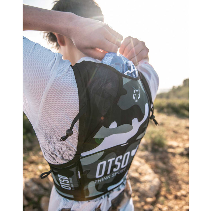 OTSO Trail Running Backpack Camo Grey (トレイルランニングバックパック カモグレー )