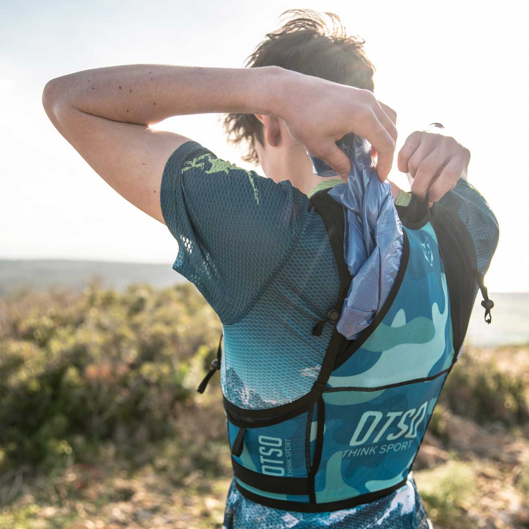 OTSO Trail Running Backpack Camo Blue (トレイルランニングバックパック カモブルー )