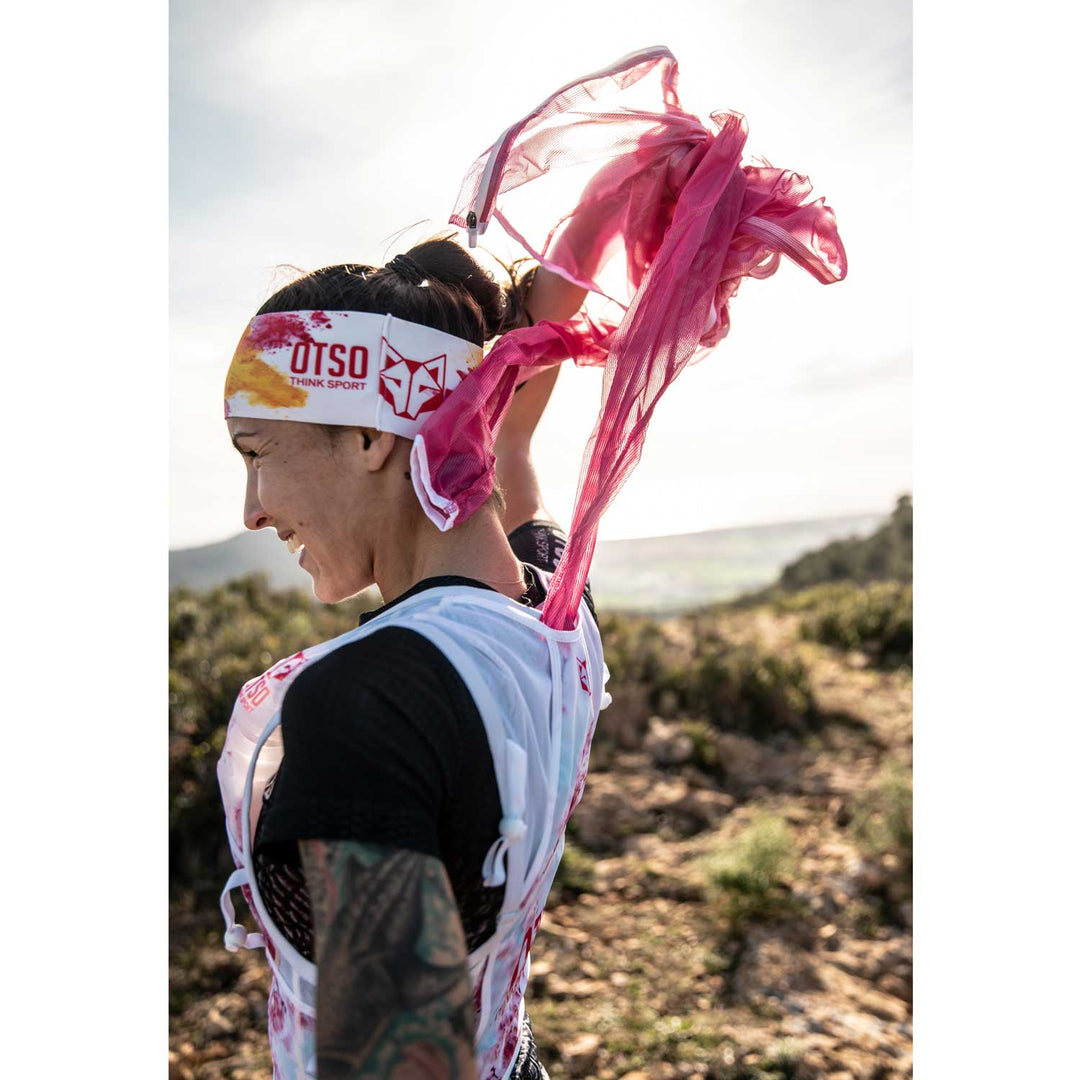 OTSO Trail Running Backpack Almond Blossom (トレイルランニングバックパック アーモンド・ブロッサム )