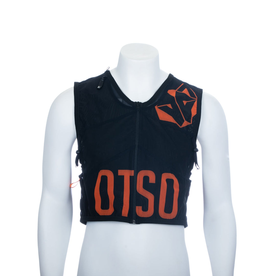 OTSO Trail Running Backpack Black & Orange (トレイルランニングバックパック ブラック×オレンジ )