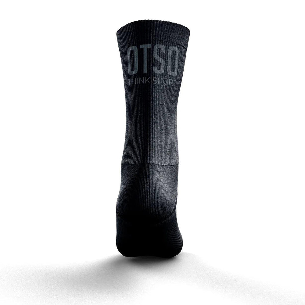 OTSO Medium Cut Multisport Socks Full Black (ミディアムカット マルチスポーツソックス フルブラック) - Rufus & Co. オンラインストア