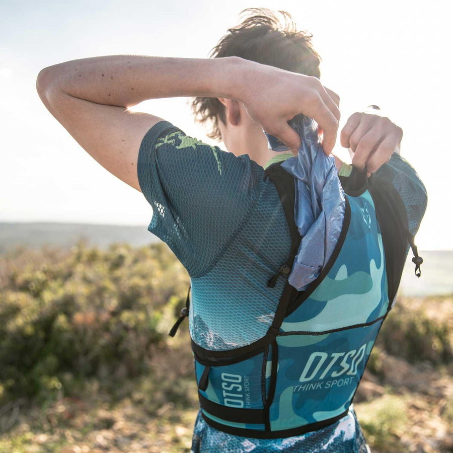 OTSO Trail Running Backpack Camo Blue (トレイルランニングバックパック カモブルー ) - Rufus & Co. オンラインストア